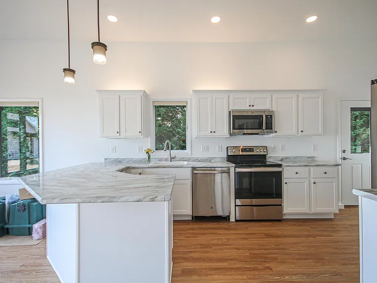 26 Island View Ln — Photo 11