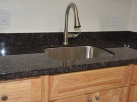 -- Wonderful Elegant Modern // Remodeled 1 Br. Apartment Pet Friendly, 1 br / 1.0 ba, $1895