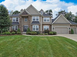 38594 Andrews Ridge Way, Willoughby, OH 44094