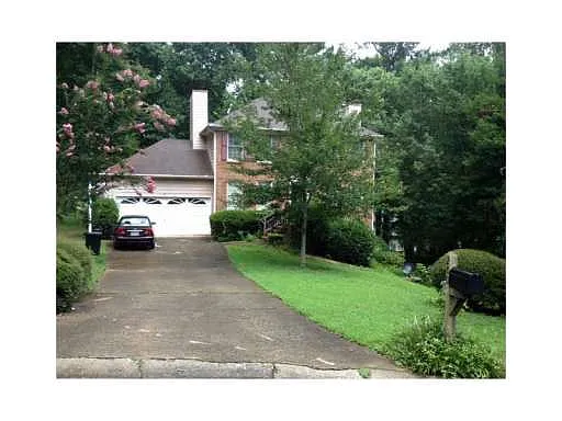 200 Grayland Ct photo 1
