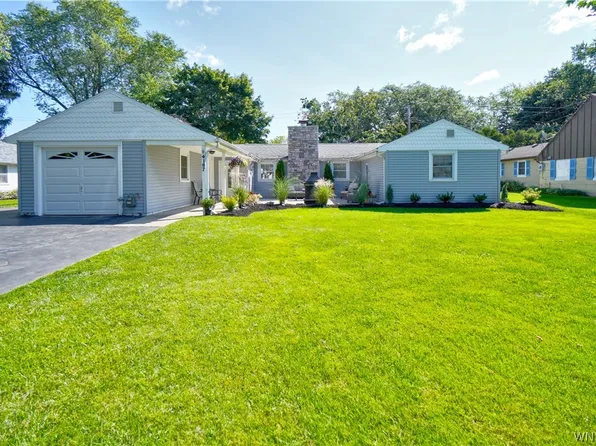 4167 Circle Ct, Williamsville, NY 14221