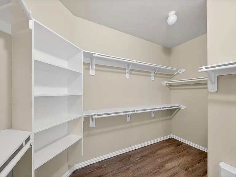 2411 Horned Owl Dr — Photo 23