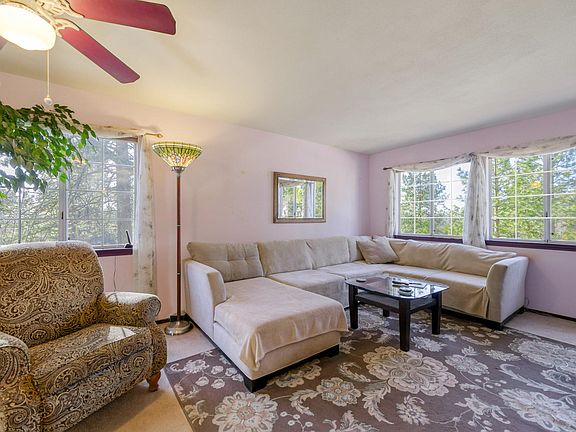 2nd image of 28401 Glacier Dr