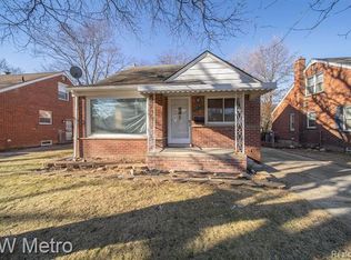 9609 Fenton, Redford, MI 48239