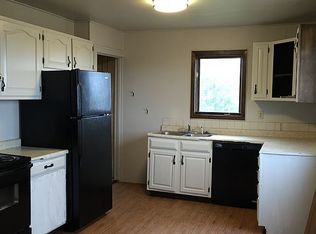 818 E Main St, Cut Bank, MT 59427