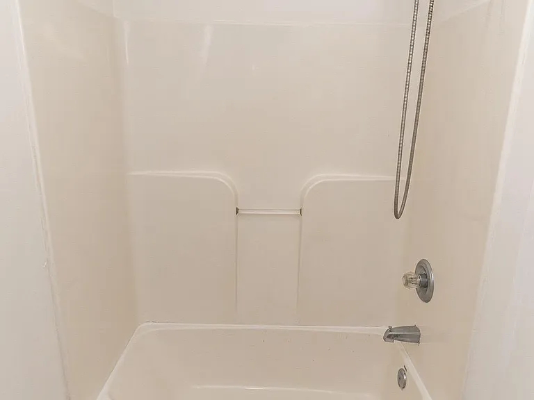 802 Travers St #4 — Photo 27