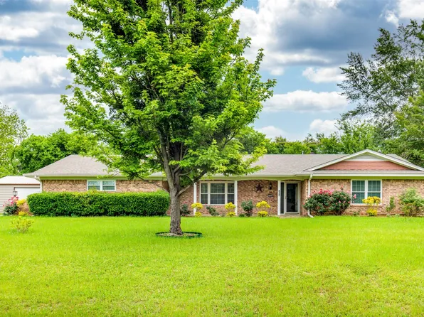 103 Elberta St, Mount Vernon, TX 75457