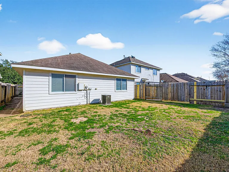 7327 Winter Song Dr — Photo 21