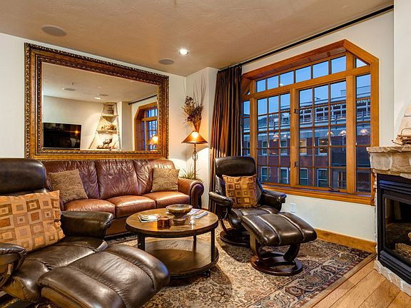 3rd image of 693 Main St #3C