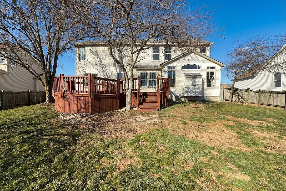 672 Scioto Meadows Blvd photo 1