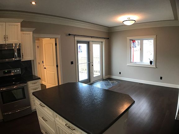 2nd image of 152A Juniper St