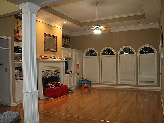 2nd image of 2905 Mossy Creek Dr