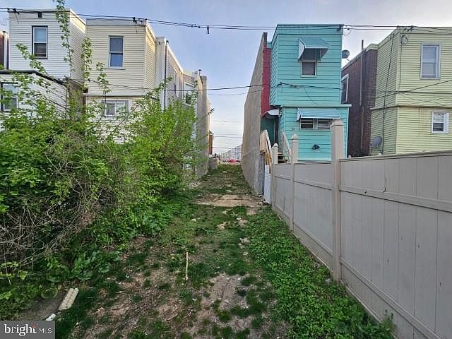 2nd image of 1038 W Olney Ave