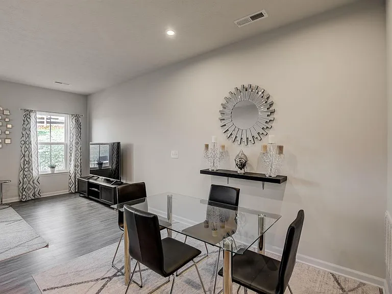 7873 Pinnacle Point Dr — Photo 4