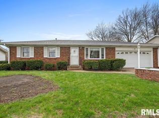 209 1st Ave, De Witt, IA 52742