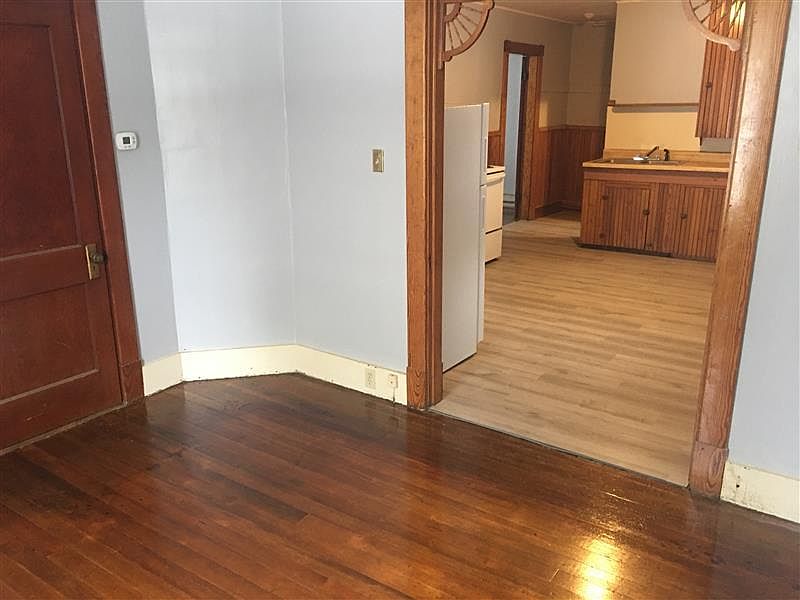 121 Rumford Ave UNIT 3, Rumford, ME 04276 Zillow