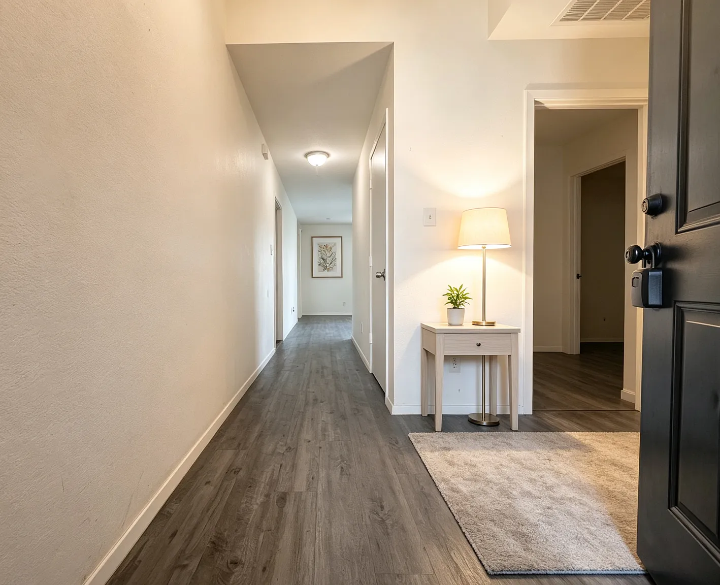 3 bed, 1364 sqft, $1,890 — Photo 2