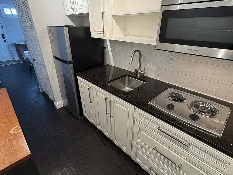 627 Garden Ave #A-2 — Photo 6