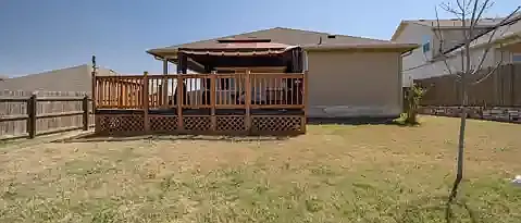 118 Leona River Trl — Photo 26