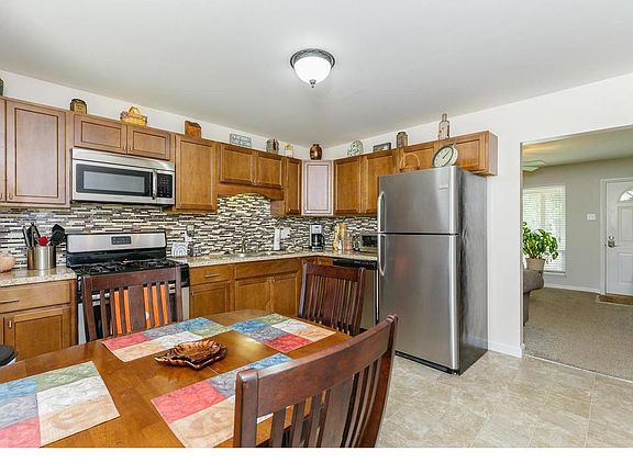 3rd image of 3070 Donnycave Ln