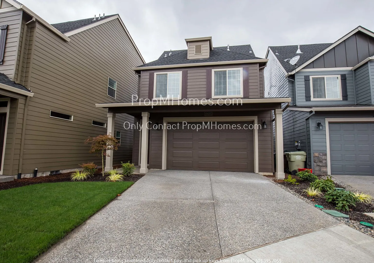 Beautiful Four Bedroom Home in North Plains — Photo 1