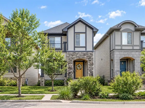 125 N Monteith Dr SE, High River, AB T1V 0G8