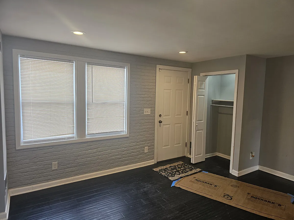 Building Photo - 3817 Elmora Ave
