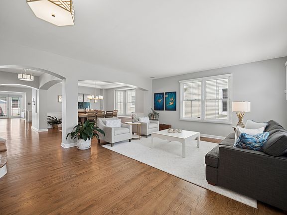 4th image of 1542 Bluestem Ln
