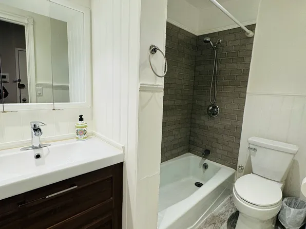 65 East 54th Street image 5 of 10