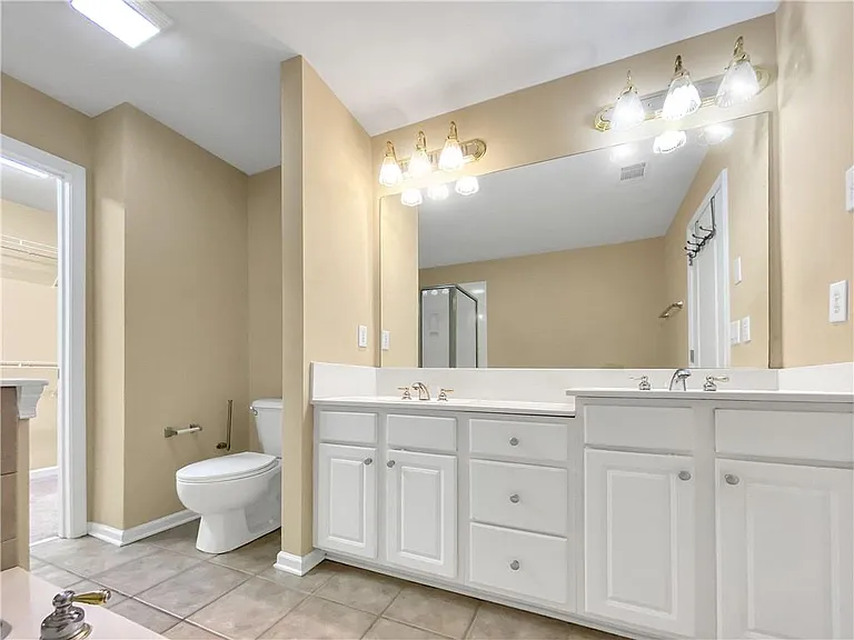 2511 Gadsen Walk — Photo 29