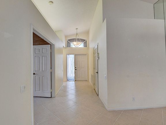 5th image of 7225 Haviland Circle