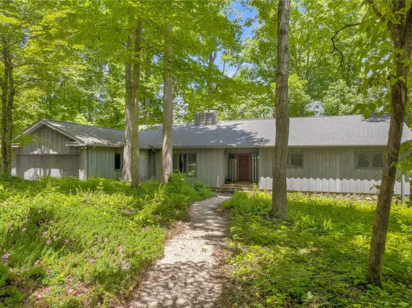 2109 Moorefield Memorial Hwy, Pickens, SC 29671