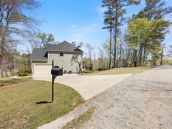 5th image of 102 River Point Rd