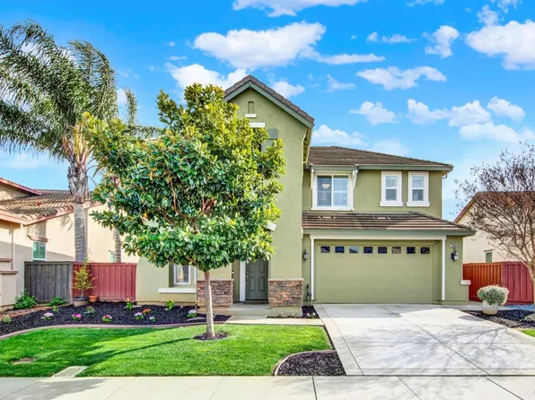 2265 Newcastle Drive, Vacaville, CA 95687