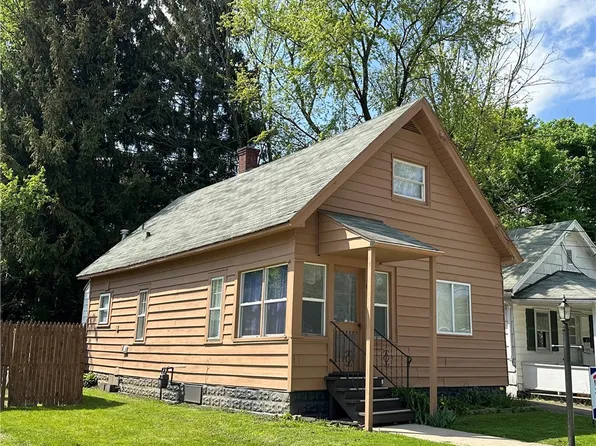 18 Bedford St, Bradford, PA 16701