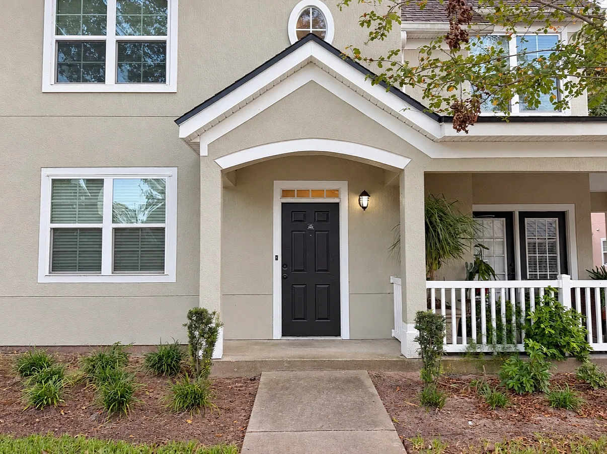2 bed, 1256 sqft, $1,680 — Photo 3