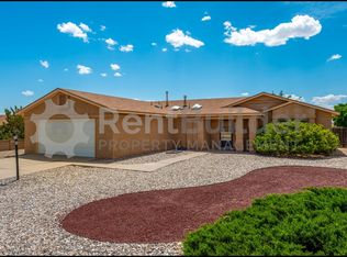 537 Terrace Dr NE, Rio Rancho, NM 87124