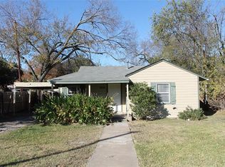 8536 Sussex Ct, White Settlement, TX 76108