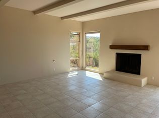 4 Old Agua Fria Rd E, Santa Fe, NM 87508
