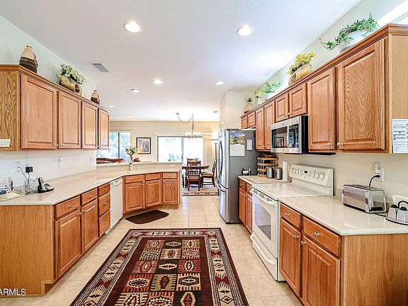 5th image of 21641 N CASA ROYALE Drive