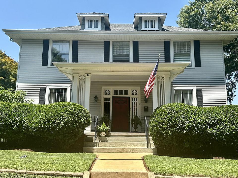 1st image of 9 Riverview Pl