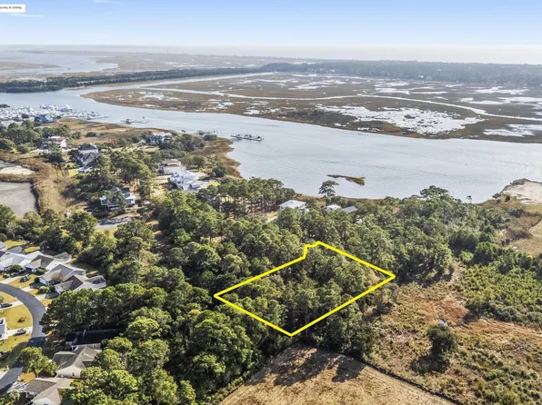 4002 Barnes Bluff Dr SE Lot 20, Southport, NC 28461