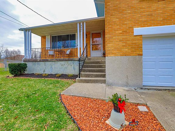 3rd image of 9221 Loralinda Dr