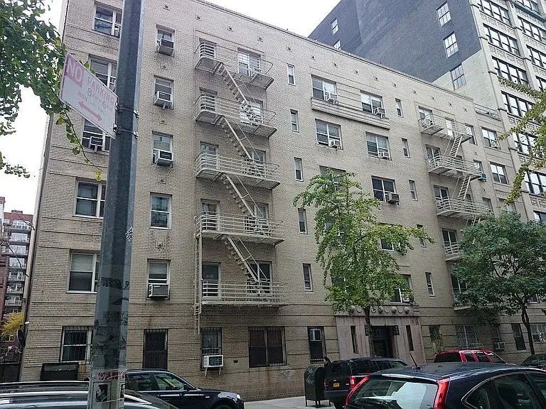 210 W 19th St #5B — Photo 8