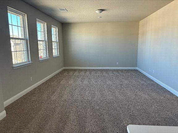 3rd image of 2803 Woodland Ct