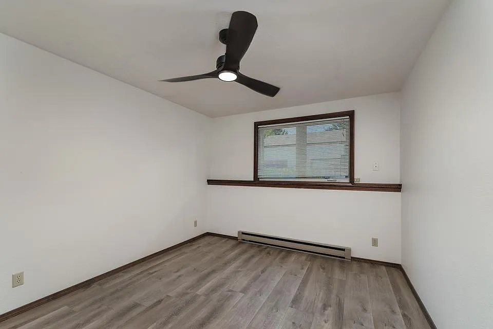 2 bed, 1.0 bath, $1,550 — Photo 4