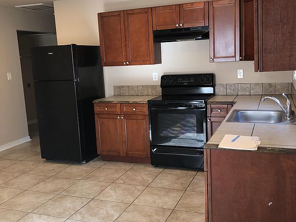 5th image of 5315 Wingate Dr #A
