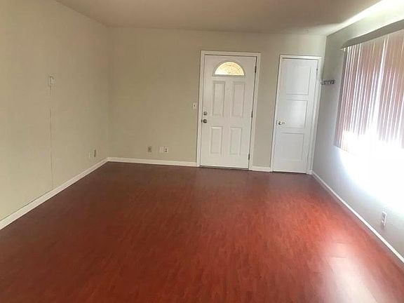 3rd image of 58 Evandale Ave