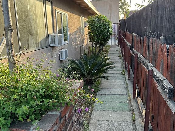 2nd image of 4917 Encinita Ave