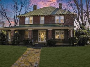 204 E Main St, Pendleton, SC 29670